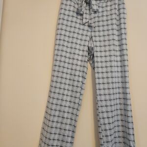 New York & Company Monochrome Plaid Trousers